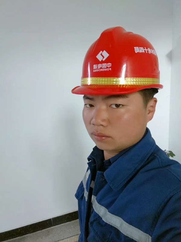 小公牛的第一张照片--云南父母相亲团