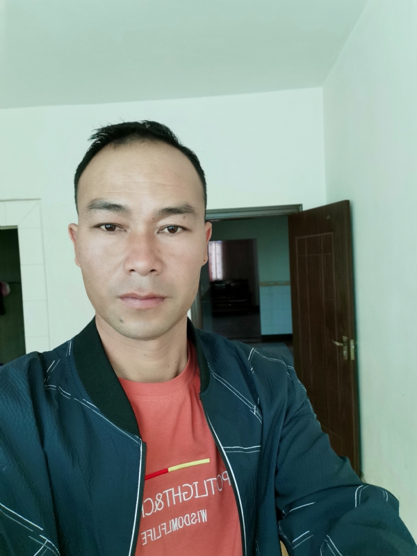 昊宇的第一张照片--云南父母相亲团