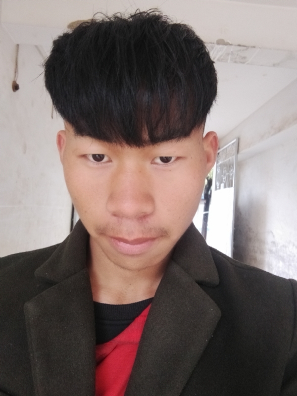 少年不在少的第一张照片--云南父母相亲团